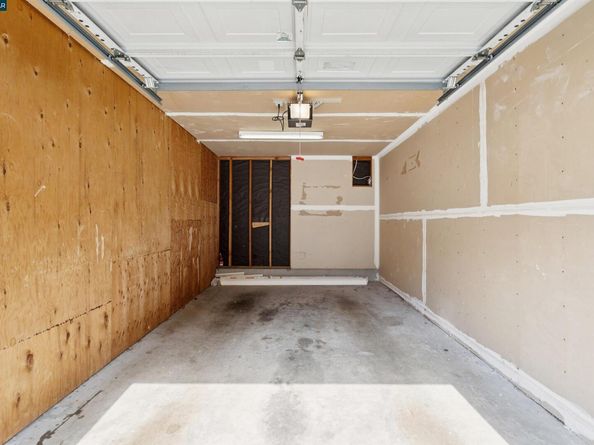 2578 Oak Road 212, Walnut Creek CA 94597