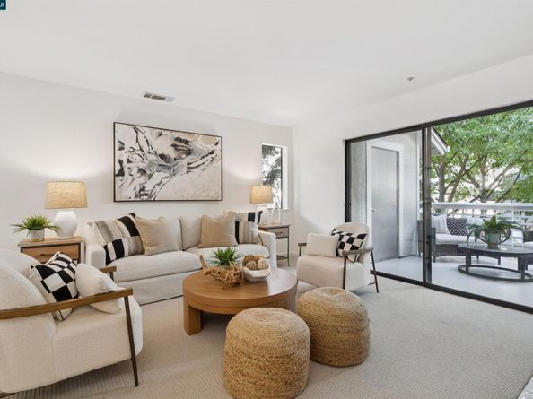 2578 Oak Road 212, Walnut Creek CA 94597