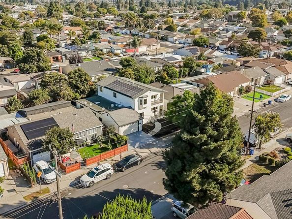 1235 Westwood St, Hayward CA 94544