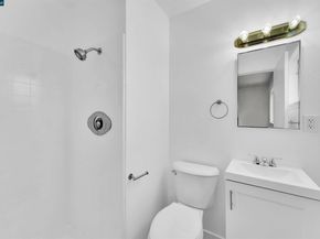 2323 Doidge Ave, Pinole CA 94564