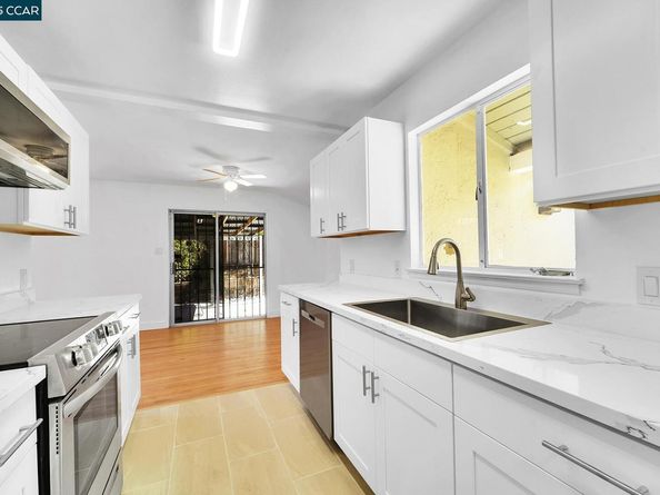 2323 Doidge Ave, Pinole CA 94564