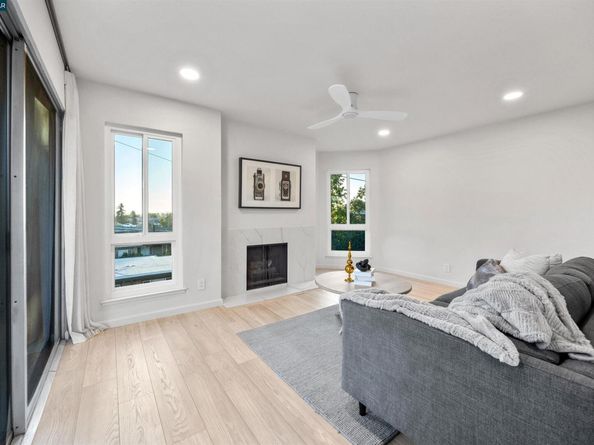 3751 Harrison Street 301, Oakland CA 94611