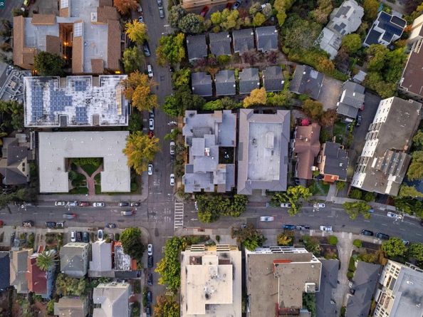 3751 Harrison Street 301, Oakland CA 94611