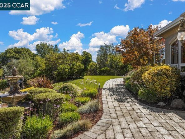 8093 Bethel Ln, Pleasanton CA 94588