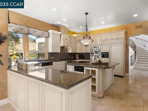 8093 Bethel Ln, Pleasanton CA 94588