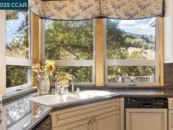 8093 Bethel Ln, Pleasanton CA 94588