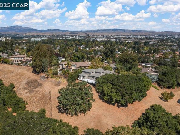 8093 Bethel Ln, Pleasanton CA 94588