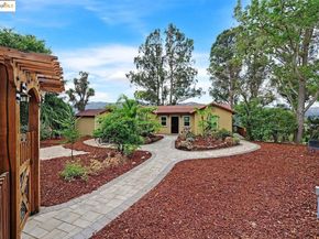 49 Christopher CT, El Sobrante CA 94803