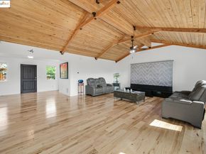 49 Christopher CT, El Sobrante CA 94803