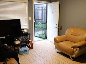 2120 E 22Nd St, Oakland CA 94606