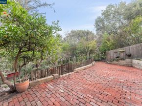 11 Los Conejos, Orinda CA 94563