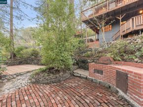 11 Los Conejos, Orinda CA 94563