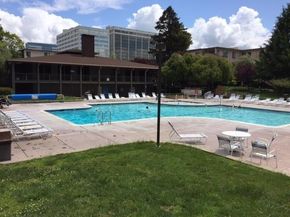 6 Captain DR E242, Emeryville CA 94608