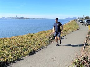 6 Captain DR E242, Emeryville CA 94608