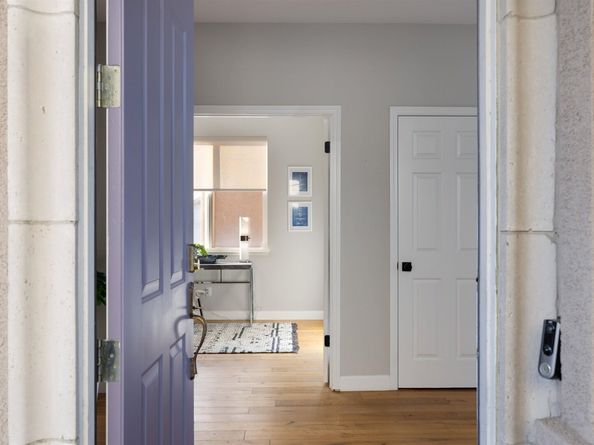 19800 John Dr, Castro Valley CA 94546