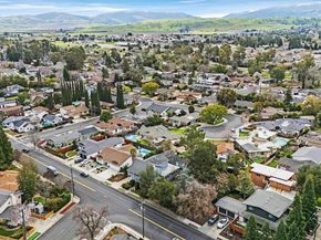 2211 College Avenue, Livermore CA 94550