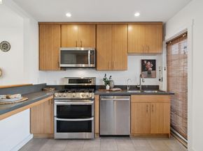 137 Collins St, Richmond CA 94801