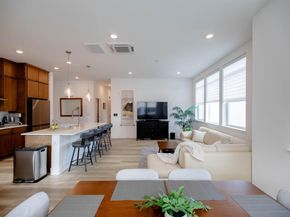 2885 Tradewind Dr, Alameda CA 94501