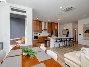 2885 Tradewind Dr, Alameda CA 94501