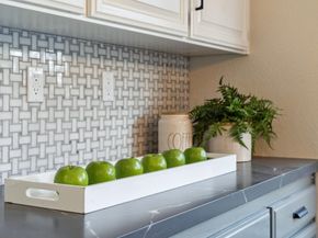 18 Applegate Way, Alameda CA 94502