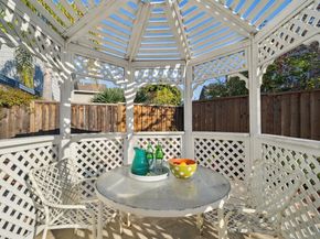 18 Applegate Way, Alameda CA 94502