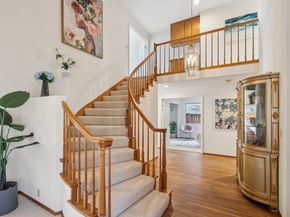 18 Applegate Way, Alameda CA 94502