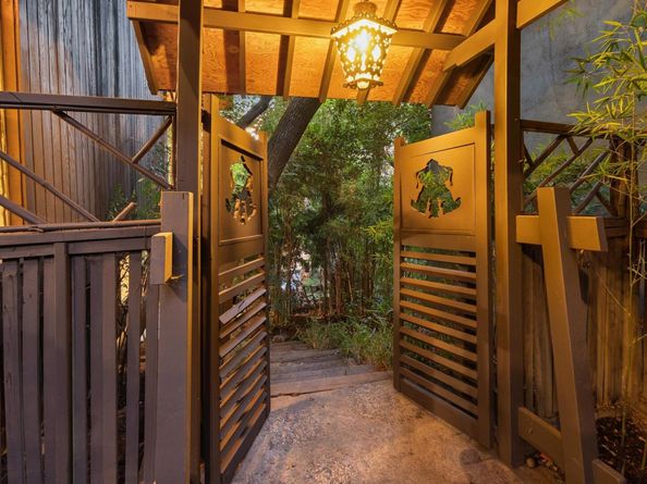 2835 Morley Dr, Oakland CA 94611