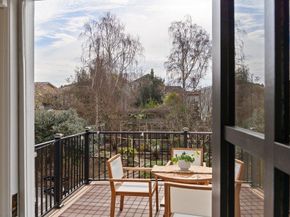 1008 Pacific Ave, Alameda CA 94501