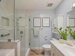 2817 Golden Rain Rd 7, Walnut Creek CA 94595