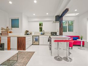 6208 Oakdale Ave, Oakland CA 94605