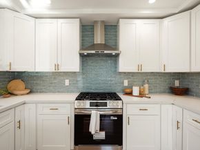 2151 Santa Rita St, Oakland CA 94601