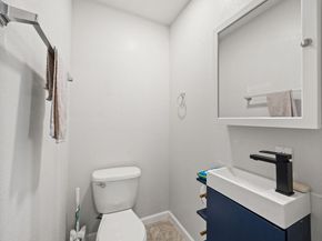 7447 Lockwood St, Oakland CA 94621