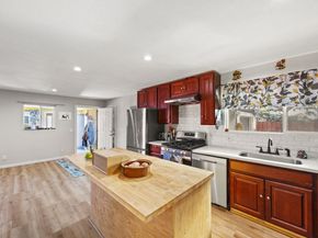 7447 Lockwood St, Oakland CA 94621