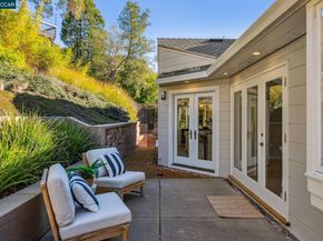 11 El Caminito, Orinda CA 94563