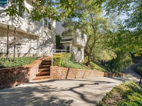 11 El Caminito, Orinda CA 94563