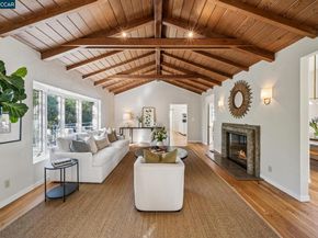 11 El Caminito, Orinda CA 94563