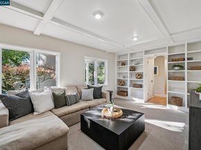 11 El Caminito, Orinda CA 94563