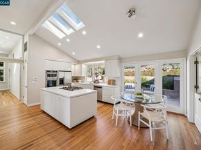 11 El Caminito, Orinda CA 94563