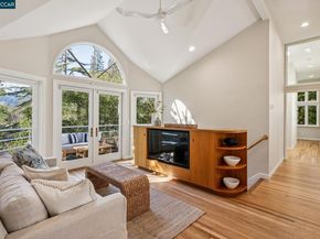 11 El Caminito, Orinda CA 94563