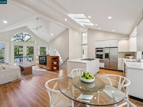 11 El Caminito, Orinda CA 94563