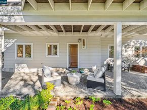 11 El Caminito, Orinda CA 94563
