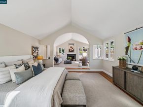 11 El Caminito, Orinda CA 94563