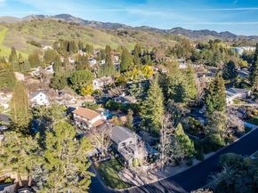 2530 Roundhill Dr, Alamo CA 94507