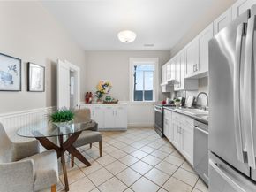 1046 Alcatraz Ave, Oakland CA 94608