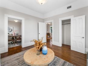 1046 Alcatraz Ave, Oakland CA 94608