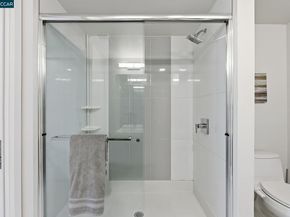 1605 Riviera Ave 404, Walnut Creek CA 94596