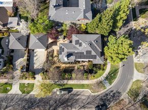 2410 Robinson Cir, Livermore CA 94550