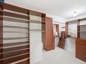 102 Hillcrest Dr, Orinda CA 94563