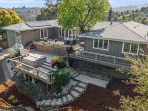 102 Hillcrest Dr, Orinda CA 94563