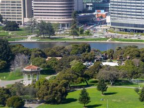 565 Bellevue Ave 2205, Oakland CA 94610